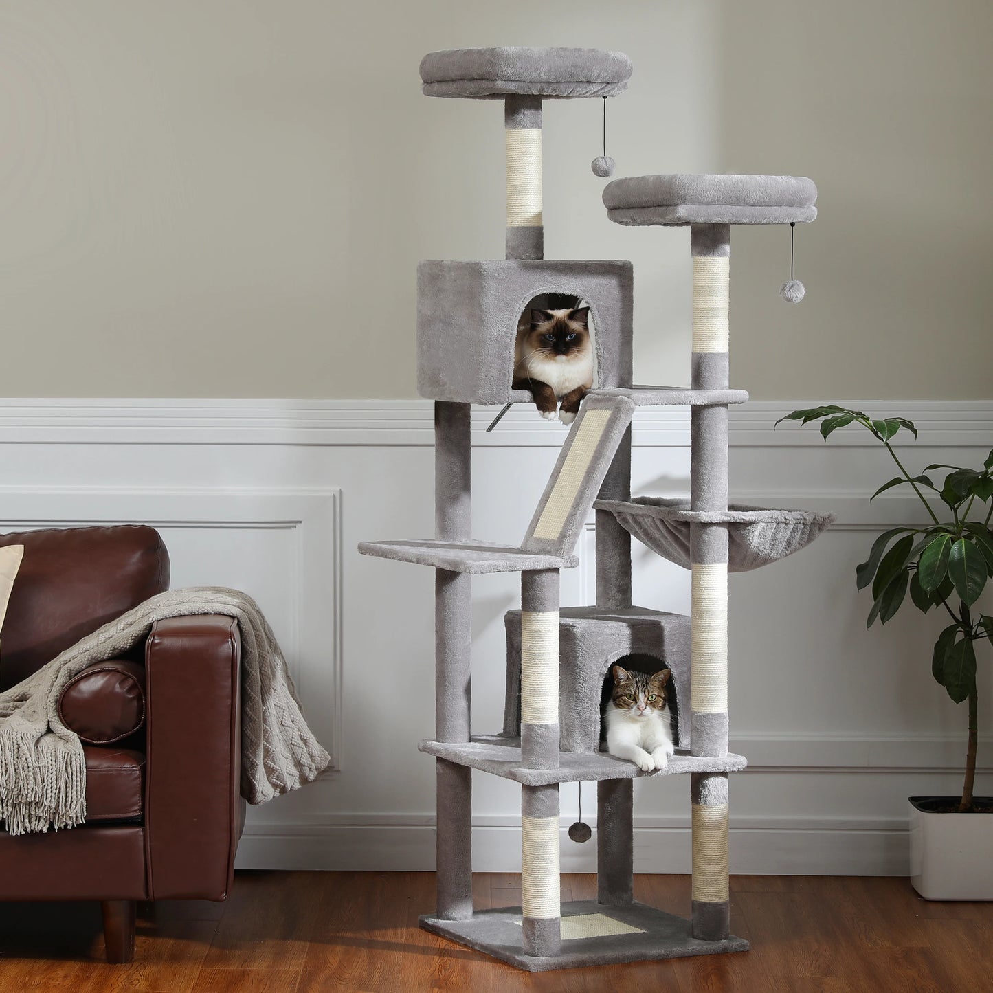 Tall, Multi-Level Cat Tree